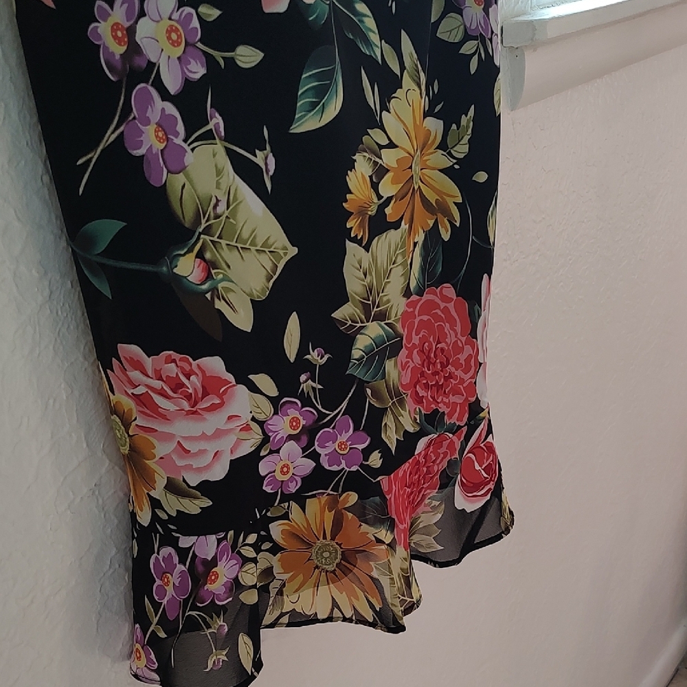 Floral Print Navy Maxi Dress with Ruffle Hem - Picture 5 of 5